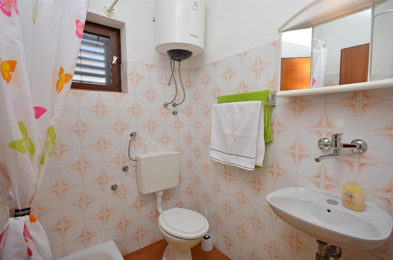 Apartment And Room Ivica ヴォディツェ エクステリア 写真